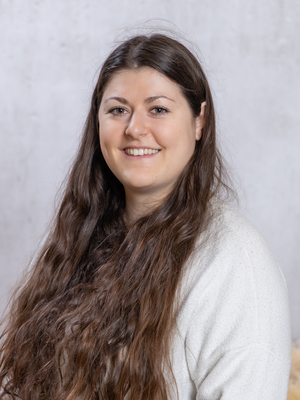 Dabrowski, Hannah